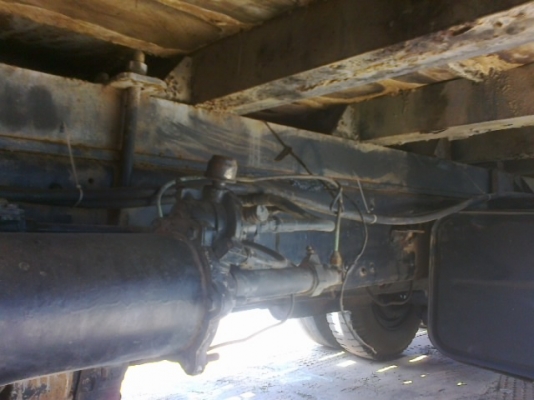 ขายด่วน 10ล้อ2เพลาหางลากแบคโคร200