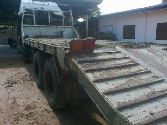 ขายด่วน 10ล้อ2เพลาหางลากแบคโคร200