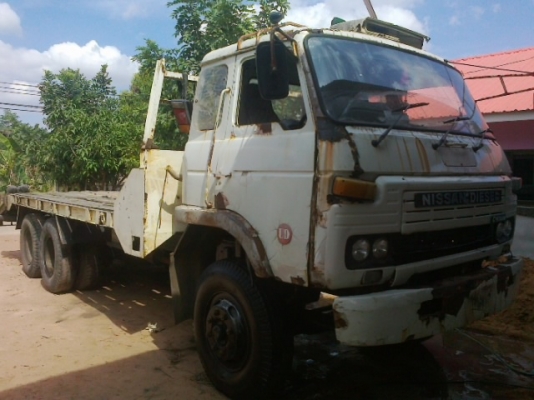 ขายด่วน 10ล้อ2เพลาหางลากแบคโคร200