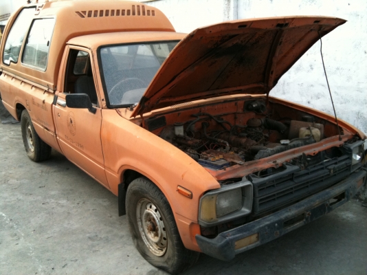 ขาย Toyota  กระบะ  เครื่องยนต์  1R  พร้อมทะเบียน