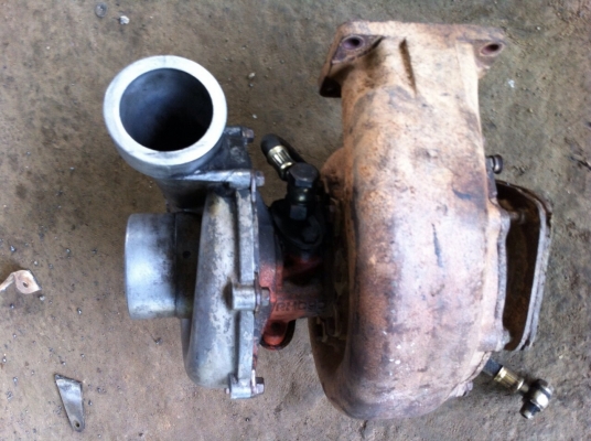 เทอร์โบลูกใหญ่ 6D 22 ใส่ 320 , 360 ได้ ราคาคุยกันได้ครับ เทอร์โบลูกใหญ่ 6D 22 ใส่ 320 , 360 ได้ ราคาคุยกันได้ครับ