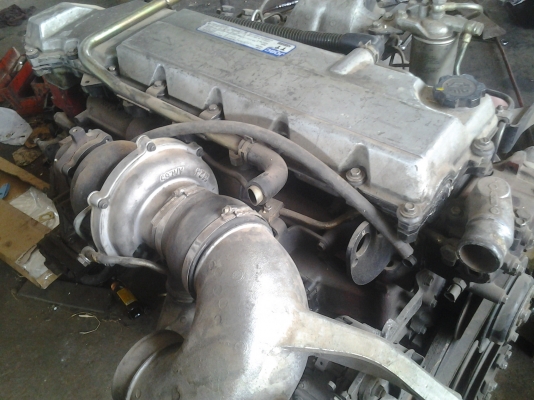 ขายเครื่อง HINO. JO. 8C.   260. แรง. 24วาวสภาพดีข้อดาษเหลือแตเครื่อง