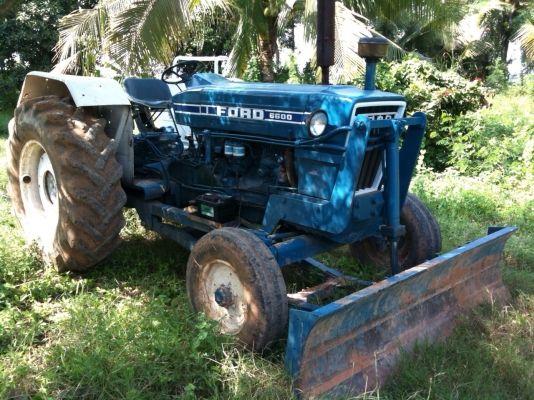 ขายรถไถฟอร์ด FORD 6600 รถมีทะเบียนพร้อมโอนครับ