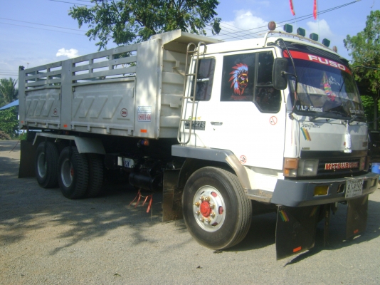 ขายสิบล้อมิตซูบิชิ เฉินหลง ขายสิบล้อมิตซูบิชิ เฉินหลง