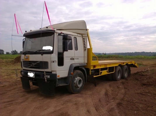 ขายเทเลอร์ VOLVO ปี48 250แรงม้า สภาพสวยพร้อมใช้ ราคาต่อรองได้ ติดต่อได้ที่คุณ อ๊อฟ พิจิตร 086-737-9991