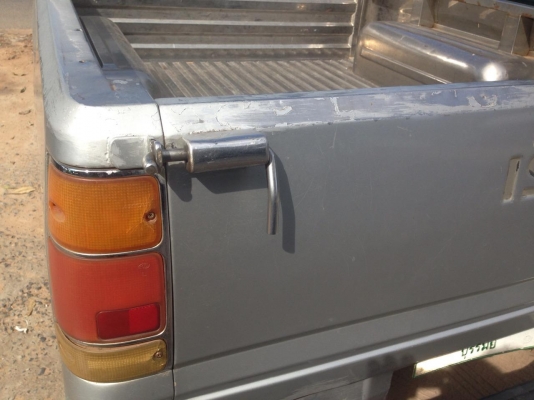 ***ขายแล้วครับขอบคุณ Truck2hand ขายกระบะแค็ป"มังกรทอง90"ยอดนิยม ราคาเบาๆ ISUZU SPACECAB 2.5 SL ปี35/92 เครื่องเดิมเกียร์เดิม มังกรทอง แน่นดีไม่เยิ้ม ช่วงล่างแน่นคัสซีดีไม่ปะไม่ดาม กระบะเลส สภาพสวย สีสันดีมีรอยบ้าง สีบางดี ภายในสวยคอนโซลครบ แอร์ม