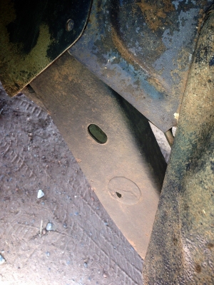 ***ขายแล้วครับขอบคุณ Truck2hand ขายกระบะแค็ป"มังกรทอง90"ยอดนิยม ราคาเบาๆ ISUZU SPACECAB 2.5 SL ปี35/92 เครื่องเดิมเกียร์เดิม มังกรทอง แน่นดีไม่เยิ้ม ช่วงล่างแน่นคัสซีดีไม่ปะไม่ดาม กระบะเลส สภาพสวย สีสันดีมีรอยบ้าง สีบางดี ภายในสวยคอนโซลครบ แอร์ม