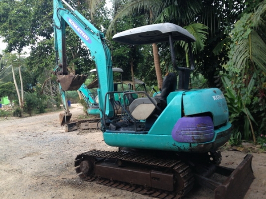 ขายรถขุด แมคโครเล็ก KOMATSU PC30-7 สภาพพร้อมใช้ราคาเบาๆ