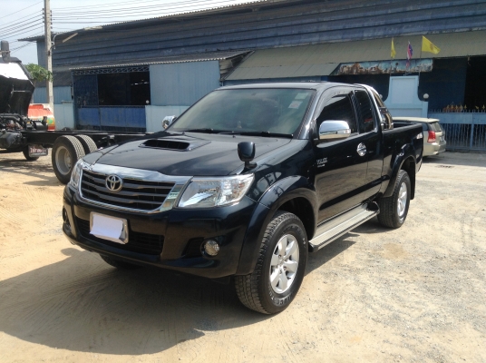 ขายด่วน!!! Toyota. Vigo. Champ. 2.5 (E) พรีรันเนอร์  ปี 2012