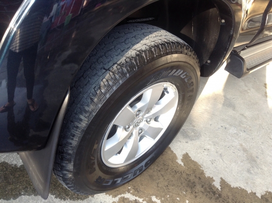 ขายด่วน!!! Toyota. Vigo. Champ. 2.5 (E) พรีรันเนอร์  ปี 2012