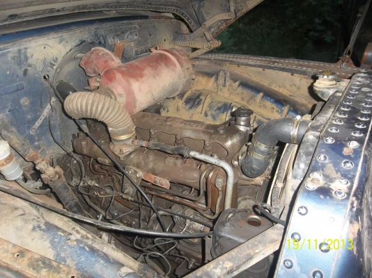 ขายสิบล้อหัวยาว เทนเลอร์ หางปลา เครื่อง 165  แรง ปั๊มดี เพลาร็อกกี้ ม.79 เอกสารพร้อม