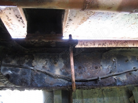 รถบรรทุก 6 ล้อบรรทุกน้ำ ยี่ห้ออีโน่ รุ่น FC