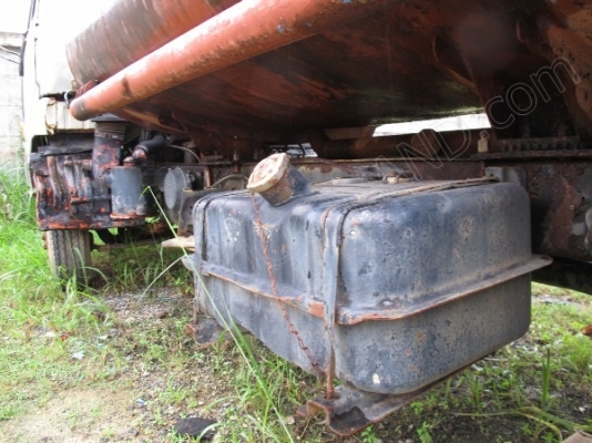 รถบรรทุก 6 ล้อบรรทุกน้ำ ยี่ห้ออีโน่ รุ่น FC