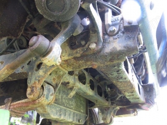 รถบรรทุก 6 ล้อบรรทุกน้ำ ยี่ห้ออีโน่ รุ่น FC