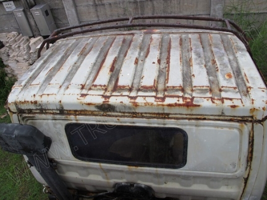 รถบรรทุก 6 ล้อบรรทุกน้ำ ยี่ห้ออีโน่ รุ่น FC