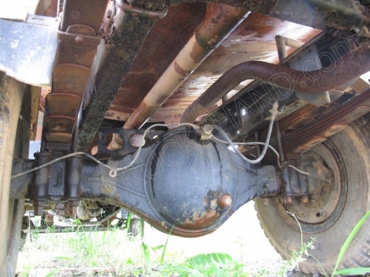 รถบรรทุก 6 ล้อบรรทุกน้ำ ยี่ห้ออีโน่ รุ่น FC