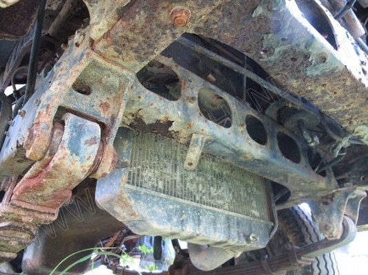 รถบรรทุก 6 ล้อบรรทุกน้ำ ยี่ห้ออีโน่ รุ่น FC