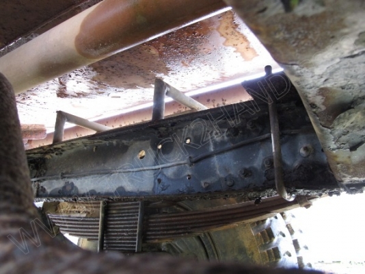 รถบรรทุก 6 ล้อบรรทุกน้ำ ยี่ห้ออีโน่ รุ่น FC