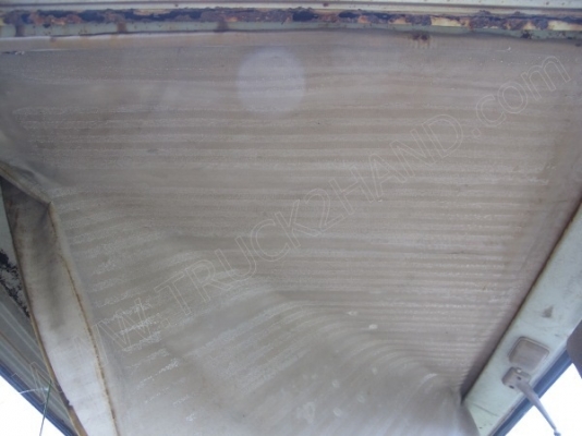 รถบรรทุก 6 ล้อบรรทุกน้ำ ยี่ห้ออีโน่ รุ่น FC