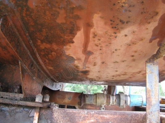 รถบรรทุก 6 ล้อบรรทุกน้ำ ยี่ห้ออีโน่ รุ่น FC