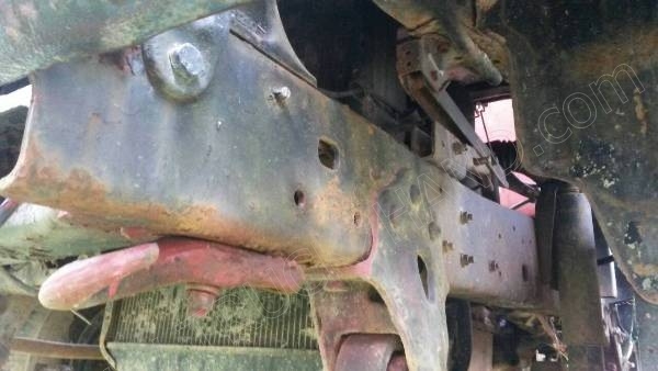 รถบรรทุก 6 ล้อบรรทุกน้ำ ยี่ห้ออีโน่ รุ่น FC