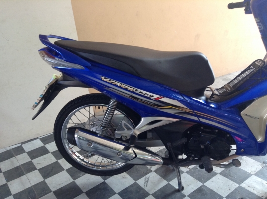 ขาย!!!เวฟ125ไอตัวใหม่ สต๊าทมือ ปี55 รถเครื่องดีคับ มีเล่มทะเบียนครบ ภาษีไม่หมด
