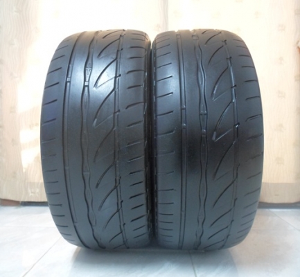 ยางซิ่ง,225/40R18 Bridgestone-RE002ปี11หนึ่งคู่ 3,000