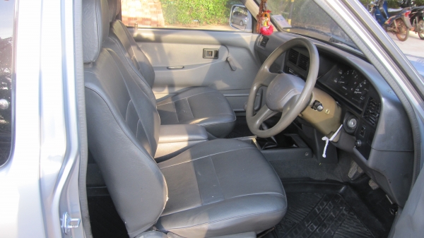 ขายรถกระบะไมตี้เอ็กปี1996/39 สีบร์อนเงินสวยๆไม่มีแม้รอยตำหนิสภาพเหมือนใหม่ออกจากศูนย์+เอกสารพร้อมโอน+ภาษีเต็มถึงมกราคา2558ต่อให้ข้ามปีเลยครับ+พวงมาลัยพาเวอร์โรงงาน+แอร์เย็นจัด+เครื่องเสียงชีดี+แม๊กไลเนอน์ใหม่+ล้อแม็กขอบ15 รถสภาพพร้อมใช้งานใช้งานน้อยไม่เคย ขายรถกระบะไมตี้เอ็กปี1996/39 สีบร์อนเงินสวยๆไม่มีแม้รอยตำหนิสภาพเหมือนใหม่ออกจากศูนย์+เอกสารพร้อมโอน+ภาษีเต็มถึงมกราคา2558ต่อให้ข้ามปีเลยครับ+พวงมาลัยพาเวอร์โรงงาน+แอร์เย็นจัด+เครื่องเสียงชีดี+แม๊กไลเนอน์ใหม่+ล้อแม็กขอบ15 รถสภาพพร้อมใช้งานใช้งานน้อยไม่เคย