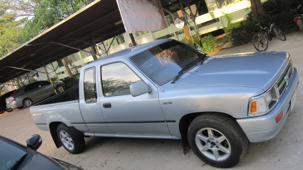 ขายรถกระบะไมตี้เอ็กปี1996/39 สีบร์อนเงินสวยๆไม่มีแม้รอยตำหนิสภาพเหมือนใหม่ออกจากศูนย์+เอกสารพร้อมโอน+ภาษีเต็มถึงมกราคา2558ต่อให้ข้ามปีเลยครับ+พวงมาลัยพาเวอร์โรงงาน+แอร์เย็นจัด+เครื่องเสียงชีดี+แม๊กไลเนอน์ใหม่+ล้อแม็กขอบ15 รถสภาพพร้อมใช้งานใช้งานน้อยไม่เคย ขายรถกระบะไมตี้เอ็กปี1996/39 สีบร์อนเงินสวยๆไม่มีแม้รอยตำหนิสภาพเหมือนใหม่ออกจากศูนย์+เอกสารพร้อมโอน+ภาษีเต็มถึงมกราคา2558ต่อให้ข้ามปีเลยครับ+พวงมาลัยพาเวอร์โรงงาน+แอร์เย็นจัด+เครื่องเสียงชีดี+แม๊กไลเนอน์ใหม่+ล้อแม็กขอบ15 รถสภาพพร้อมใช้งานใช้งานน้อยไม่เคย