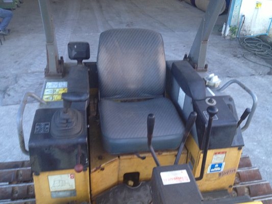 ขาย D20P-7E สภาพสวย พร้อมใช้งาน นำเข้าจากประเทศญี่ปุ่น 090-9694506/080-3031241