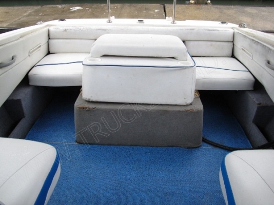 เรือไฟเบอร์าสทั้งลำ ยาว 6.30 เมตร ขายพร้อมเทเลอร์ลากจูงจากนอก เรือไฟเบอร์าสทั้งลำ ยาว 6.30 เมตร ขายพร้อมเทเลอร์ลากจูงจากนอก