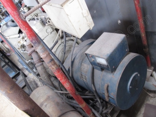 เครื่องปั่นไฟขนาด 20 กิโลวัตร์ ไฟ 2 เฟส ยังใช้งานได้ปกติ