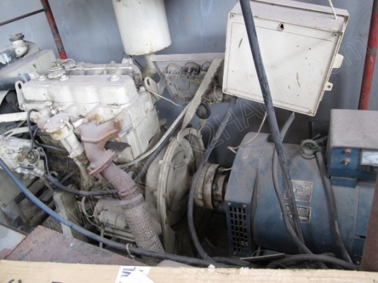 เครื่องปั่นไฟขนาด 20 กิโลวัตร์ ไฟ 2 เฟส ยังใช้งานได้ปกติ