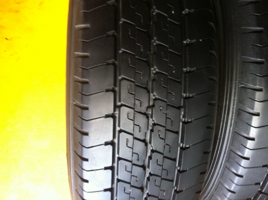 ขายแม็กพร้อมยางเชพ 215/70/15 ปี2011ดอกหนาๆสวยๆ ขายแม็กพร้อมยางเชพ 215/70/15 ปี2011ดอกหนาๆสวยๆ