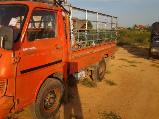 ISUZU TLDเครื่อง74แรง4ล้อ ISUZU TLDเครื่อง74แรง4ล้อ