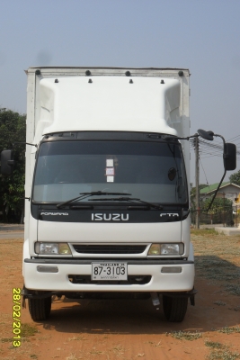 ขายรถสิบล้อIsuzu 200 แรง  ตู้สิบบาน ยาว 7.50 ม.