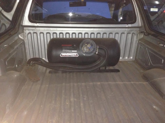 NissanNVสภาพดีเครื่องแรงพร้อมLPG NissanNVสภาพดีเครื่องแรงพร้อมLPG