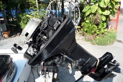 ขาย เรือไฟเบอร์ 12 ฟุตพร้อมเครื่องซูซูกิ 40 แรง พร้อมอุปกรณ์ สภาพพร้อมใช้งาน ราคา 125,000