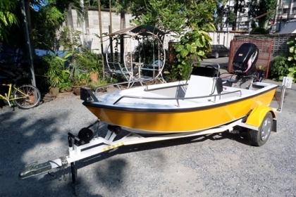 ขาย เรือไฟเบอร์ 12 ฟุตพร้อมเครื่องซูซูกิ 40 แรง พร้อมอุปกรณ์ สภาพพร้อมใช้งาน ราคา 125,000