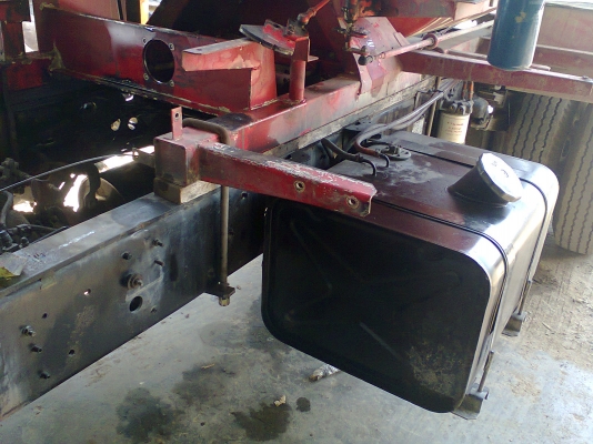 HINO MEGA ติดโม่ปูน 2.5 คิว