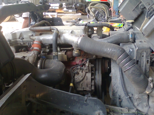 HINO MEGA ติดโม่ปูน 2.5 คิว