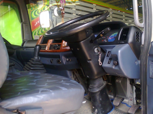 HINO MEGA ติดโม่ปูน 2.5 คิว