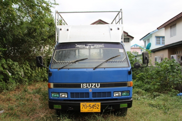 ขายรถบรรทุก 6 ล้อ ISUZU NPR 115