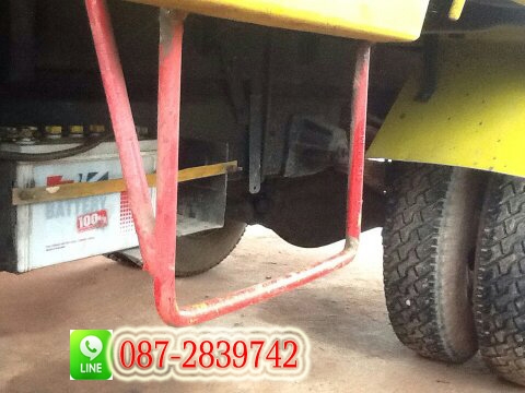 รถบรรทุก 6 ล้อ  ขนาดใหญ่ติดเครน ตัวรถ NISSAN