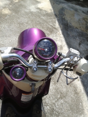 ขาย YAMAHA FINO สีม่วงขาว รถปี 54 สองเกจย์แยก  สภาพดี เครื่องแน่นๆครับ สวยมากๆราคา 10,000.-