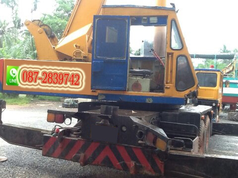 ขาย  รถเครน 10 ล้อ ขนาด 20 ตัน ตัวรถ MITSUBISHI