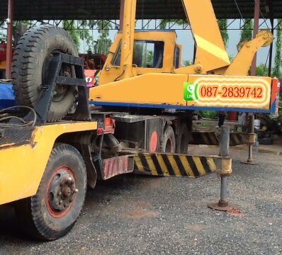 ขาย  รถเครน 10 ล้อ ขนาด 20 ตัน ตัวรถ MITSUBISHI