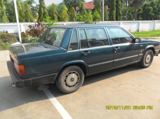 ขายVolvo740ปี88เครื่อง1Jเกียร์ออโต้เพาเวอร์ติดแก๊สLPGภายนอกทำสีมาใหม่ๆเลยครับกันชนหน้าหลังใหม่ภายในอุปกรณ์บางอย่างไม่มีแอร์เย็นภาษีปี57ขายราคามอไซครับ