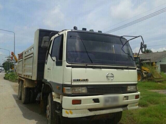 ขายีถบรรทุกสิบล้อดั๊มพ์ HINO 3M เครื่อง K13D - 260 แรงเกียร์ธรรมดา หัวสมอเงิน มีระบบลากพ่วง