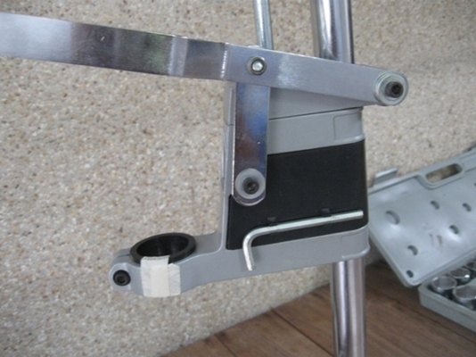 แท่นจับสว่าน SOLO No.5520